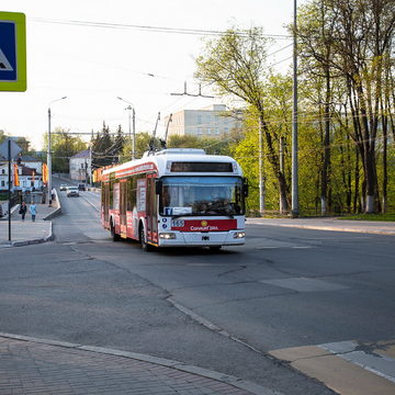 Калужский троллейбус, Каменный мост, Общественный транспорт