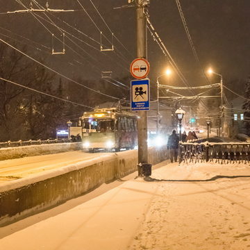 Калужский троллейбус, Каменный мост, Камеры видеонаблюдения, Снегопад