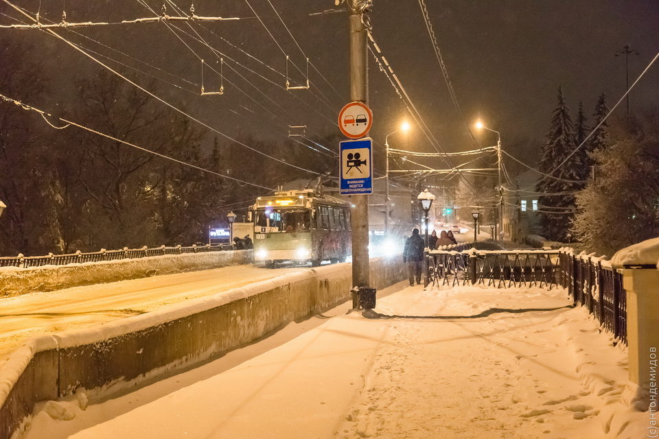 Калужский троллейбус, Каменный мост, Камеры видеонаблюдения, Снегопад