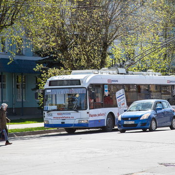 Дорожное движение, Калужский троллейбус, Общественный транспорт, Улица Ленина