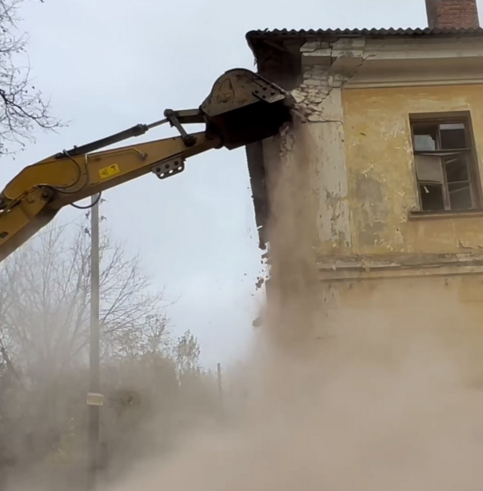 Аварийное жилье, Общество, Дмитрий Денисов