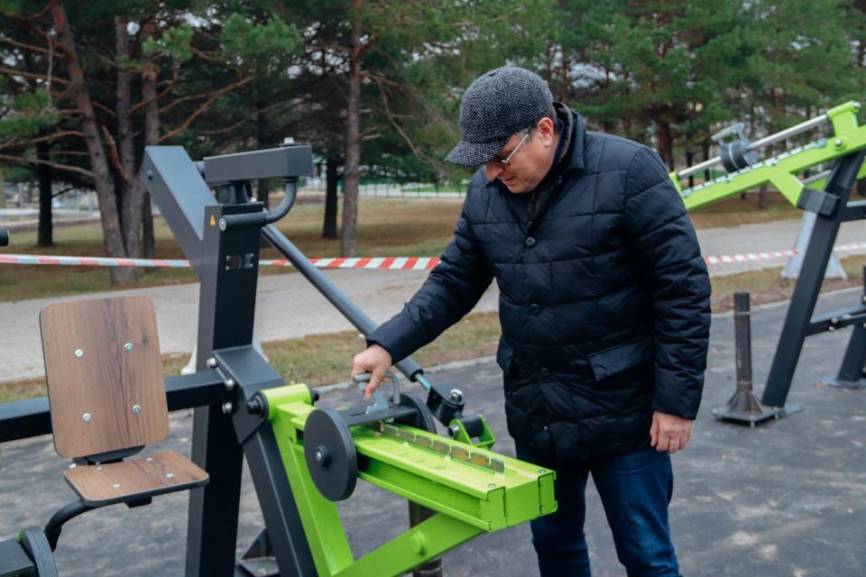 Общество, Спорт, Сквер Волкова