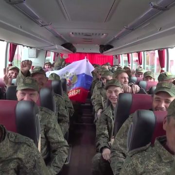 Военная операция на Украине, Общество