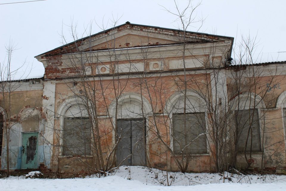 Культура, Памятники, Евгений Чудаков, Дзержинский район