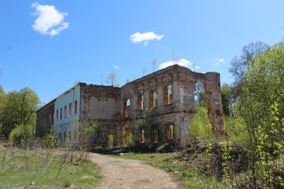 Культура, Памятники, Евгений Чудаков, Ферзиковский район