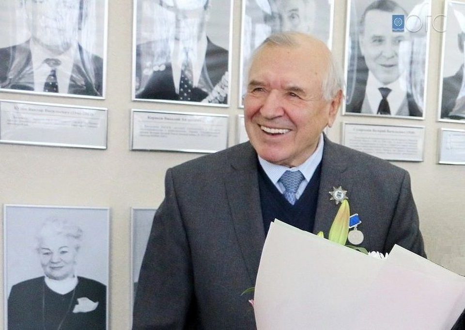 Общество, Валерий Сударенков