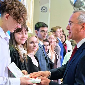 Образование, Общество, Владислав Шапша