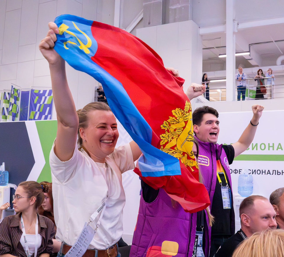 Конкурс, Общество, Владислав Шапша