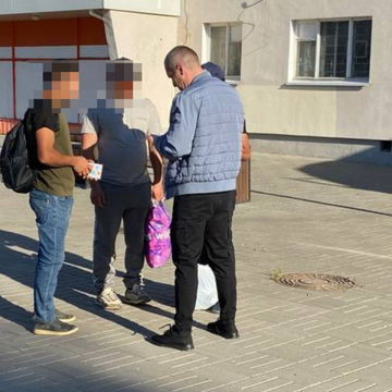 Мигранты, Общество, Полиция