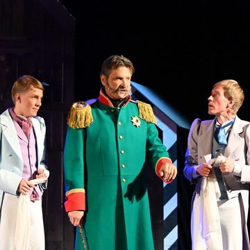 Культура, Драматический театр
