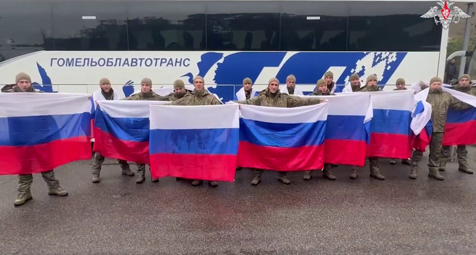 Военная операция на Украине, Общество