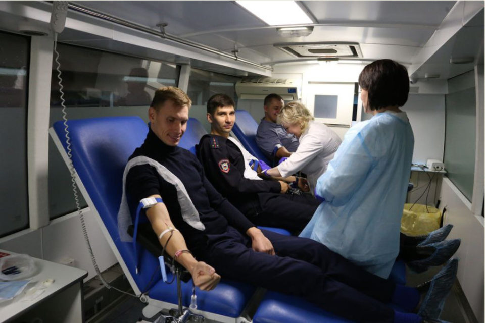 Доноры, Полиция