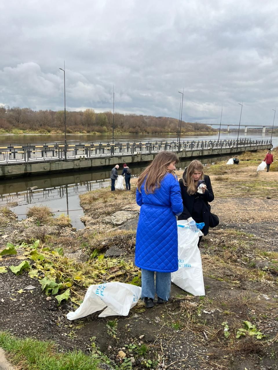 Общество, Субботник, Река Ока