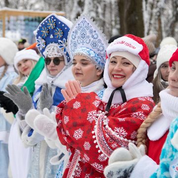 Новый год, Общество