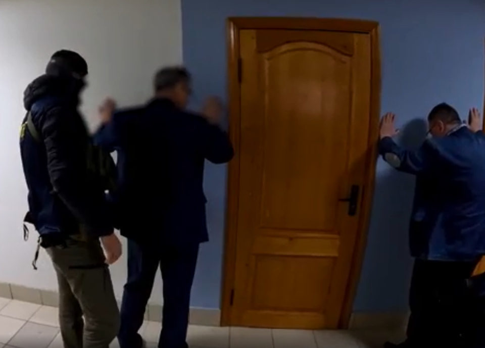 Коррупция, Общество