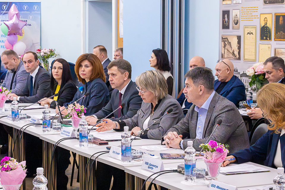 Общество, Экономика, Дмитрий Разумовский