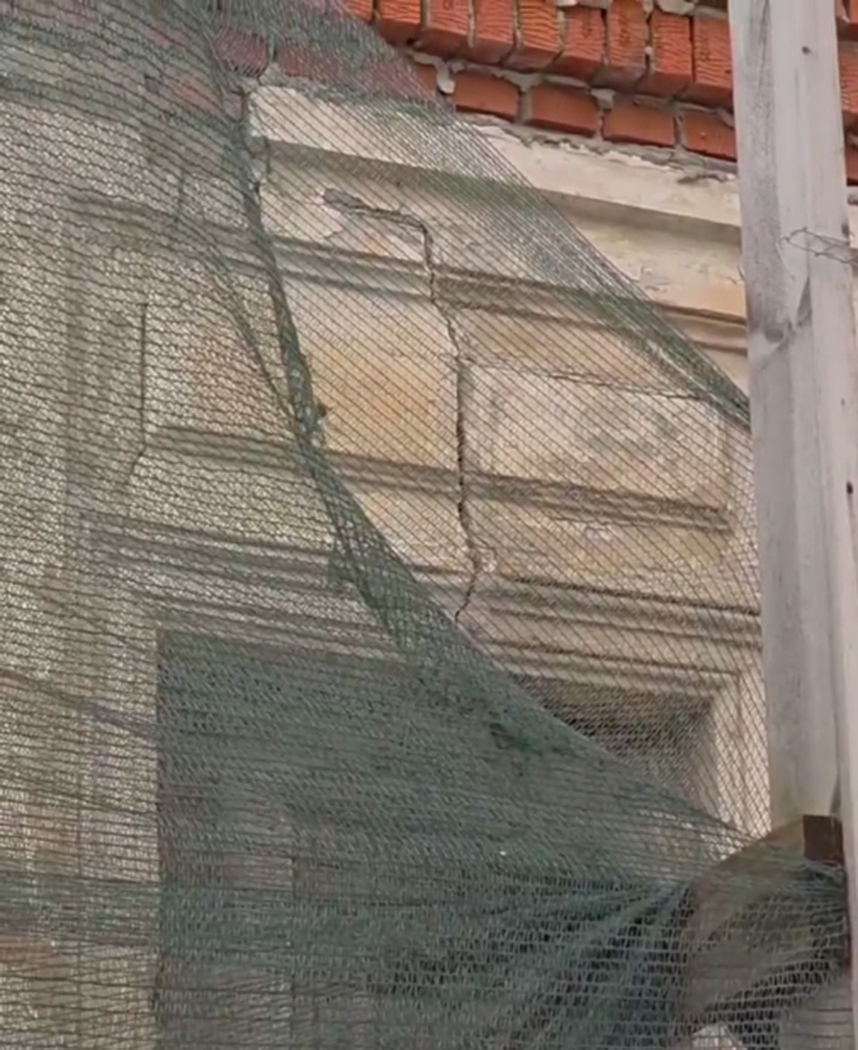 Культура, Общество, Памятники, Евгений Чудаков