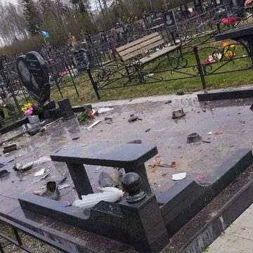 Вандалы, Кладбища, Криминал, Хулиганство, Думиничский район, Калужская область