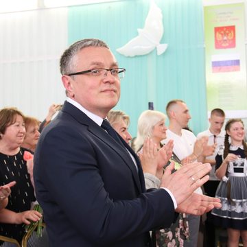 Военная операция на Украине (СВО), Последний звонок, Происшествия, Школы, Дмитрий Денисов, Город Калуга, Калужская область
