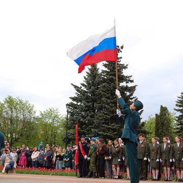 День Победы, Общество