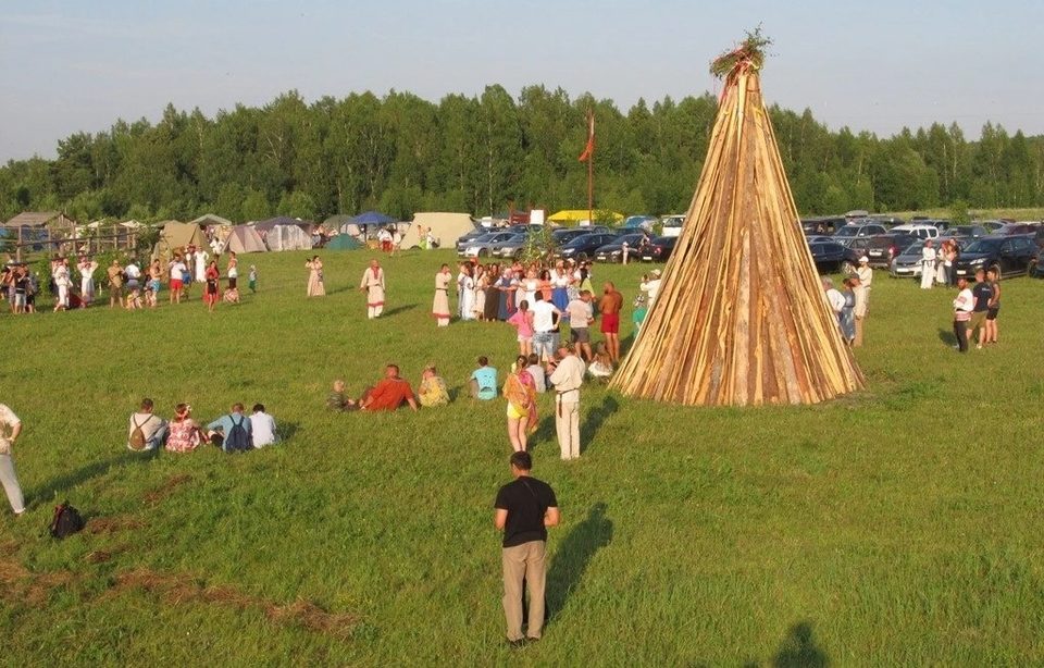 Общество