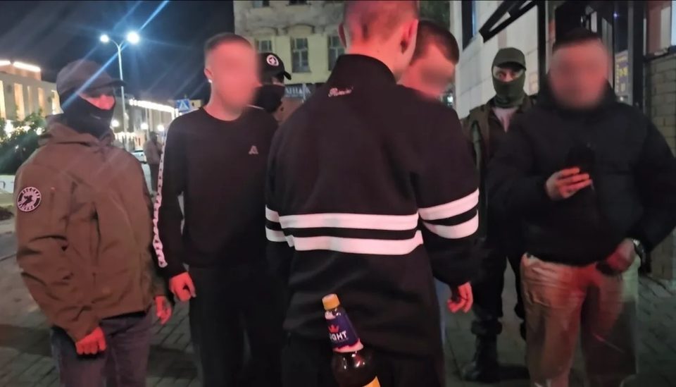 Алкоголь, Криминал, Пьянство, Рейд, Хулиганство, Город Калуга, Калужская область, Улица Марата