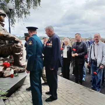Военная операция на Украине (СВО), Культура, Памятники, Алексей Комов