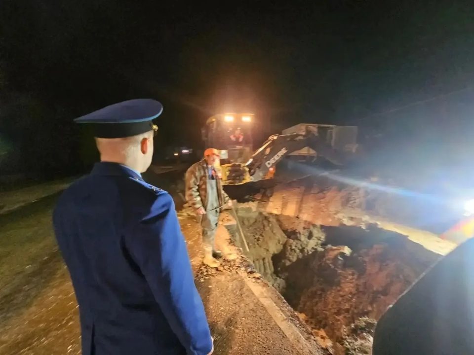 Авария, ЖКХ, Отключение воды, Дзержинский район, Калужская область, Поселок Кондрово